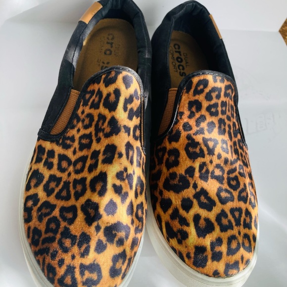 CROCS SLIP ON SNEAKERS - Picture 3 of 8